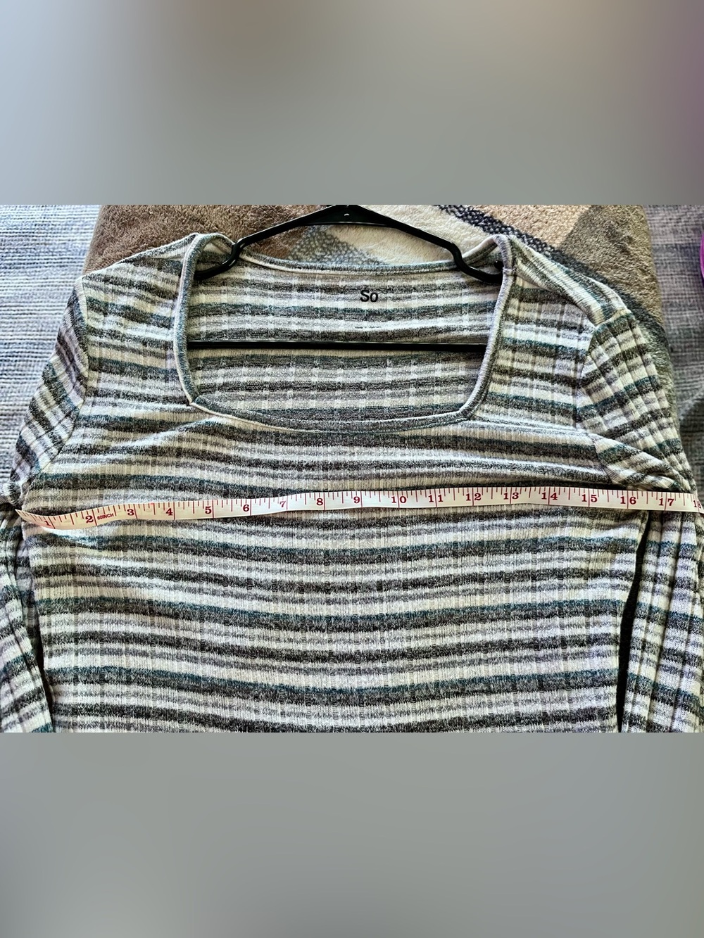 Striped Ribbed Crop Top - Picture 6 of 8